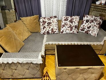 Mətbəx mebeli: Künc divan, İşlənmiş, Açılmayan, Bazalı, Nabuk, Çatdırılma yoxdur