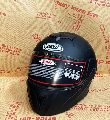 Moto dəbilqələr: 1 ci şəkildəki Moto kaska 29-azn 2 ci və 3cü şəkildəki Moto kaskalar — 28