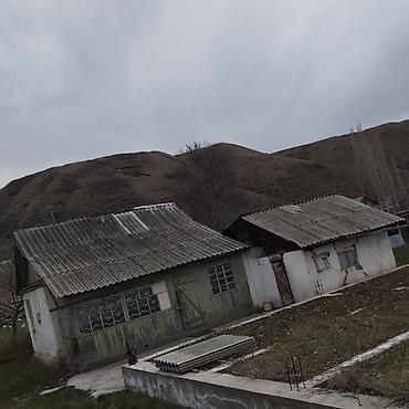 Продажа коттеджей и домов: Уй сатылат Бербулак айылы жаны фундаменти мененэки комната — 7