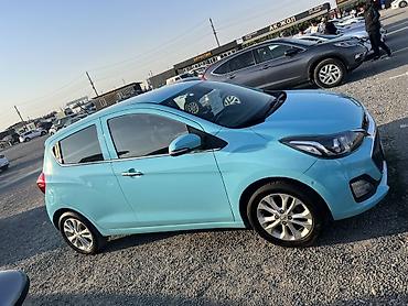 spark premier: Chevrolet Spark: 2021 г., 1 л, Вариатор, Бензин, Хэтчбэк — 3