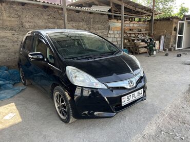 баткен фит: Honda Fit: 2011 г., 1.3 л, Вариатор, Гибрид, Хетчбек