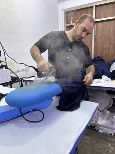 Dərzilər: Salam. Şamaxinkada yerləşən 3 Qardaşlar Textilə təcrübəli dərzilər — 8