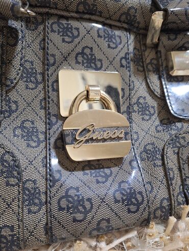 Torbe: Torba za rame, Guess, Materijal: Platno — 13