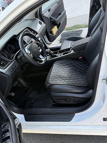 honda inside: Hyundai Sonata: 2019 г., 2 л, Автомат, Газ, Седан — 9