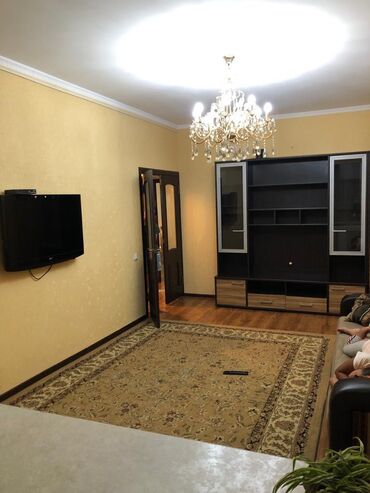 эмарк жибек жолу: 3 комнаты, 63 м², 105 серия, 8 этаж, Евроремонт