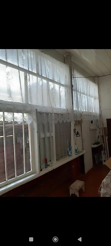 Köhnə tikili: 3 otaqlı, 63 kv. m, Orta təmir — 2