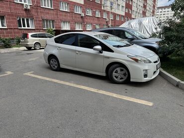 runx alex: Сдаю в аренду: Легковое авто, Частная аренда