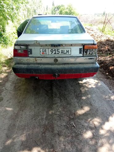 авто виш: Volkswagen Jetta: 1991 г., 1.8 л, Механика, Бензин, Седан