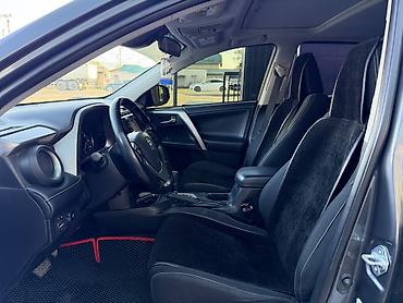 Toyota: Toyota RAV4: 2018 г., Кроссовер — 12