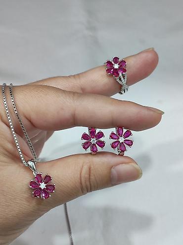 Серебряные наборы украшений: Серебро 925 пробы Размеры имеются Для заказа пишите на Ватсапп — 9