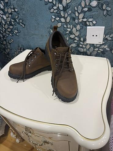 kisi kutkasi: Skechers kişilər üçün dəri ayaqqabı - Model: Skechers Leather Upper – — 4