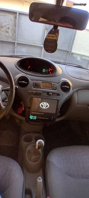 Toyota: Toyota Yaris: 1.3 l. | 2003 έ. Χάτσμπακ — 3