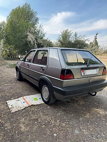 Volkswagen Golf: 1989 г., 1.8 л, Механика, Бензин, Хэтчбэк