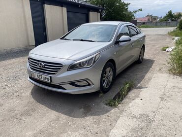 Легковой транспорт: Сдаю в аренду: Легковое авто, Под такси