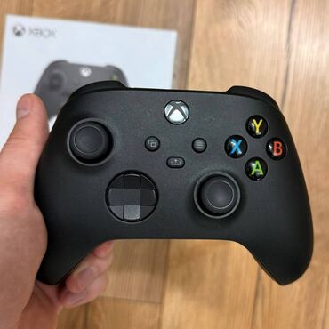 hyperx pulsefire: Геймпад Xbox Series X|S, чёрный — USB-C, отличное состояние