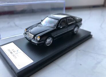 Sikkələr: Mercedes, 2000 il, 1:64, Dəmir, Pulsuz çatdırılma