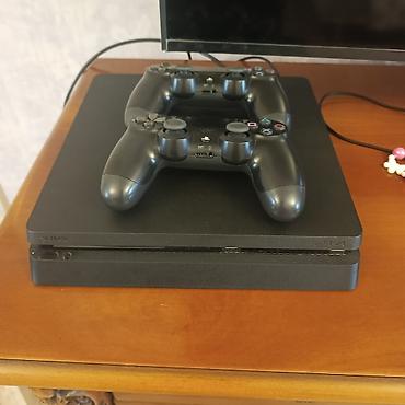 playstation 4 disc: Sony PlayStation 4 Slim oyun konsolu Xüsusiyyətlər: - Model: PS4 Slim — 4
