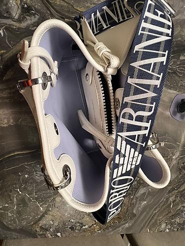 Emporio Armani qadın çantası – ağ rəngli, dənəvər fakturalı yumşaq — 2