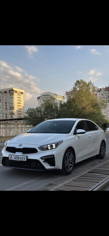 аренда машина под выкуп: Ижарага берем Kia K3, Күнүмдүк, Айдоочусуз, | Күрөө, Айдоочулук күбөлүгүк, 18 жаштан баштап