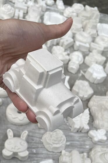 Heykəlciklər: Heykəlcik, 2025 il, Gips, Ödənişli çatdırılma -da lalafo.az — 4 Heykəlciklər: Heykəlcik, 2025 il, Gips, Ödənişli çatdırılma — 4