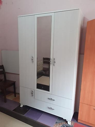 Sifarişlə dolablar: 3 Qapi Dolab Hazirda Elde var. Reng secimleride var. Istediyin reng — 14