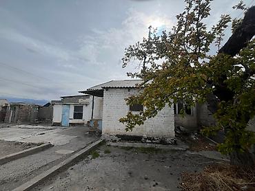 модульный дом 2 комнаты: Продается 3-х комнатный дом барачного типа, в г.Балыкчы. На — 4