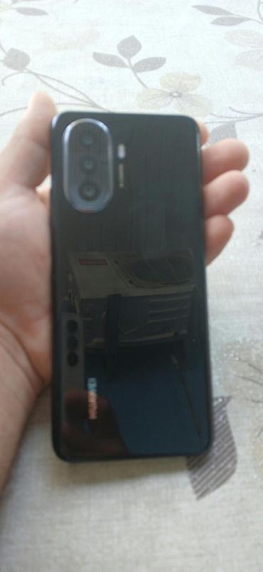 telefon ekran: Huawei nova Y70 Plus, 64 GB, rəng - Qara, Barmaq izi, Face ID — 2