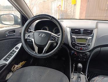 imac 2011: Hyundai Solaris: 2011 г., 1.4 л, Автомат, Бензин, Седан — 9