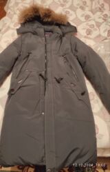 Toy paltarları və aksesuarları: Kişi kurtkası. qalın çox isti saxlayır təzədir.ölçü 48 yazılsa da