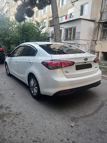 forut satsi: Kia K3: 1.6 l | 2016 il Sedan — 4
