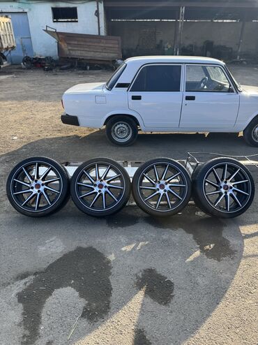 Disklər: İşlənmiş Disk Vossen R 17, 4 Boltlu