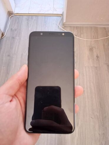 Apple iPhone: Bütün gördüyünüz telefonlar birlikdə satılır və qiyməti toplam 100 -da lalafo.az — 6 Apple iPhone: Bütün gördüyünüz telefonlar birlikdə satılır və qiyməti toplam 100 — 6