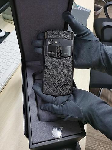 Vertu: Vertu Aster, rəng - Qara — 14