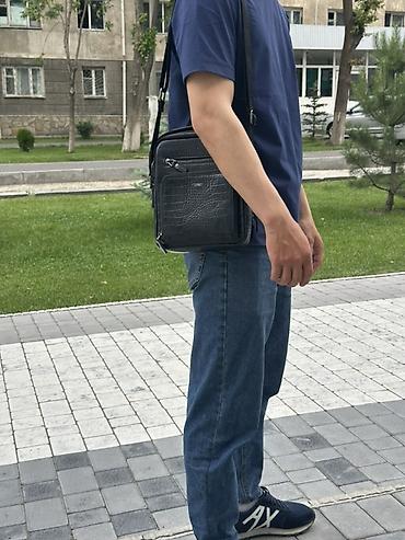 nomad group: Мужская сумка через плечо, компактная и функциональная — 3