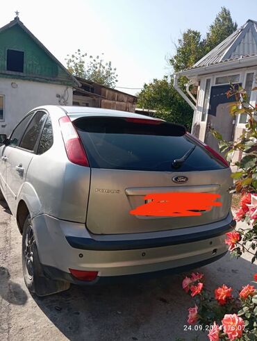 с кочкор авто: Ford Focus: 2005 г., 1.6 л, Механика, Бензин, Хетчбек