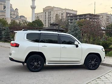 mark 2 qualis: Toyota Land Cruiser: 2022 г., 3.5 л, Автомат, Бензин, Внедорожник — 9