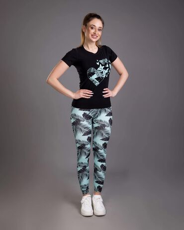 Kompleti: 08. 🏋️‍♀️ fitnes kompleti koji traju ✔️ helanke od otporne likre ✔️ — 6