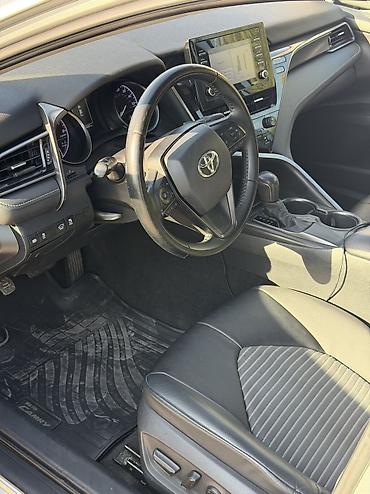 corolla s: Toyota Camry: 2021 г., 2.5 л, Автомат, Бензин, Седан — 10