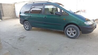 Volkswagen: Volkswagen Sharan: 2001 г., 2 л, Механика, Бензин, Минивэн