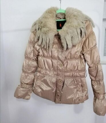 kaputi sa prirodnim krznom: Prelepa zimska jakna Sa prirodnim krznom zeca Vel S M Nošena
