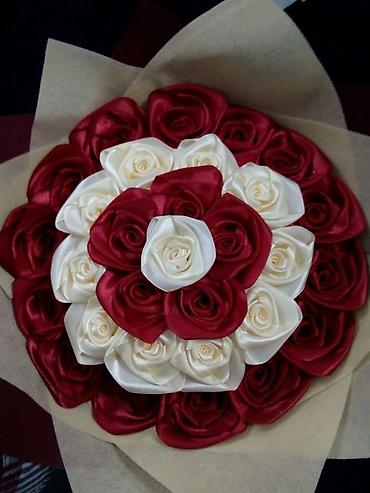 Ruža: Buket ruža od satena – ručno izrađene večno‑trajne ruže - Materijal — 16