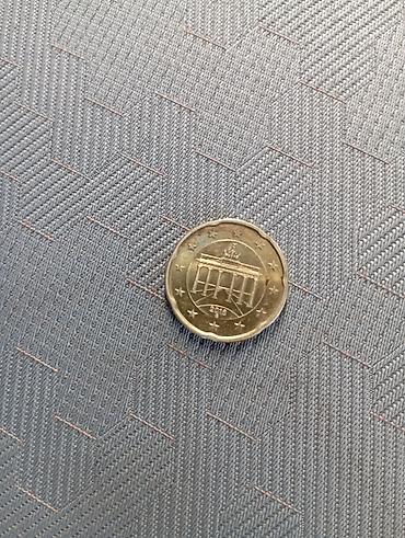 Монеты: Набор жетонов и монет: - 2 жетона «Евромойка» для автомойки — 28