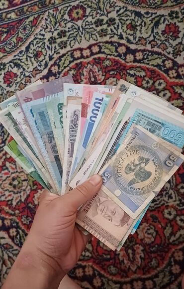 старые купюры: Напишите если интересует деньги других стран тайвань Индонезии