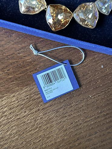 chanel mindjuse original: Prodajem Swarovski ogrlicu. Nažalost, prodaje se bez priveska u obliku — 4