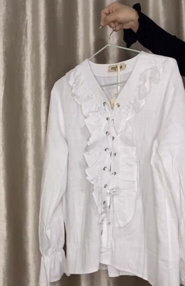 блузка с воротником: Рубашка, Классическая модель, Без воротника