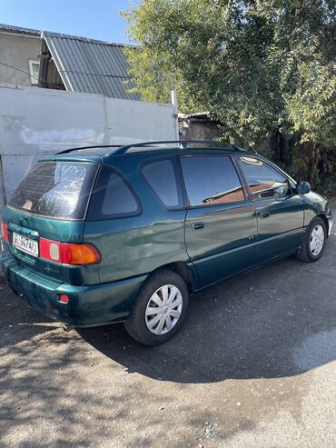 Toyota: Toyota Ipsum: 1996 г., 2 л, Автомат, Бензин, Минивэн