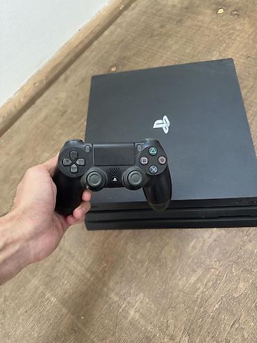 plesteysen: Sony PlayStation 4 Pro oyun konsolu - Model: PS4 Pro (CUH seriyası) - — 2