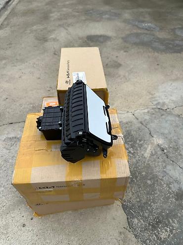 kuga g2: Сenter console Hyundai 2018 г., Новый, Оригинал — 10