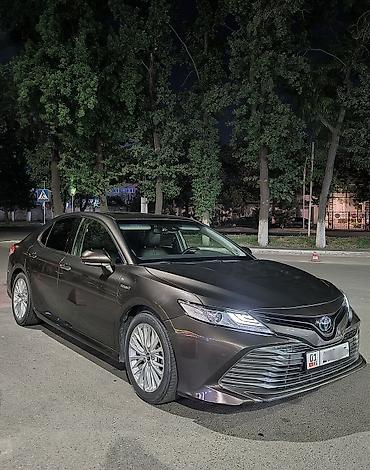 2018: Toyota Camry: 2018 г., 2.5 л, Гибрид — 1