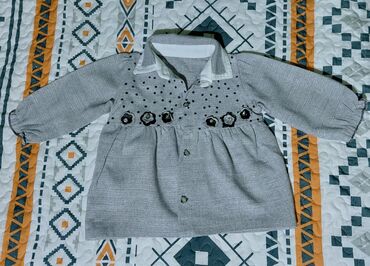 детские вещи из плюшевой пряжи: Uşaq üçün uzunqol paltar/kardiqan tipli üst geyimi - Rəng: Boz